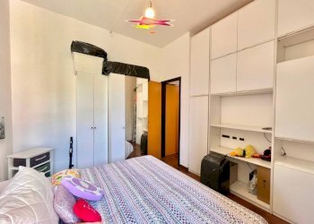 Camera da letto - Bilocale via Emilio Salgari, Genova (zona Pegli) - foto 14