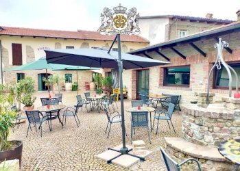 Cortile interno - Hotel via Riale, 4, Lequio Berria - foto 15