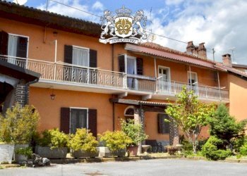 Facciata - Rustico via Langhe, 82, Carrù - foto 2