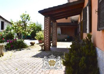 Giardino - Rustico via Langhe, 82, Carrù - foto 5