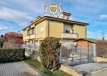 Facciata - Four-room apartment via Sebastiano Grandis, Cervasca - photo 6