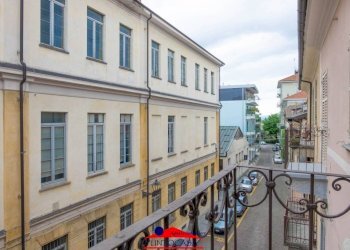 Balcone - Quadrilocale via Fratelli Ramorino, 6, Cuneo (zona Centro) - foto 20