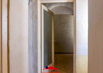 Disimpegno - Quadrilocale via Fratelli Ramorino, 6, Cuneo (zona Centro) - foto 22