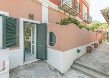 Facciata - Villa via Parata, Ponza - photo 30