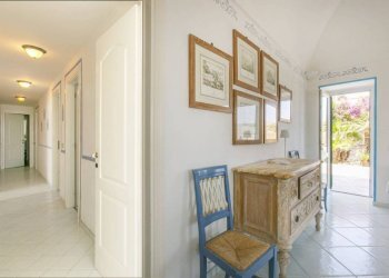 Corridoio - Villa via Parata, Ponza - foto 44