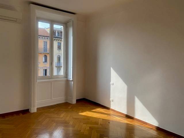 Camera da letto - Trilocale via Spartaco, 38, Milano - foto 3