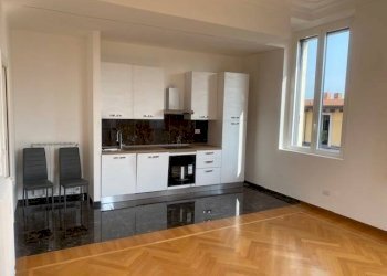 Salone - Trilocale via Spartaco, 38, Milano - foto 1