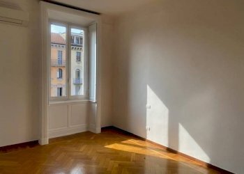 Camera da letto - Trilocale via Spartaco, 38, Milano - foto 3