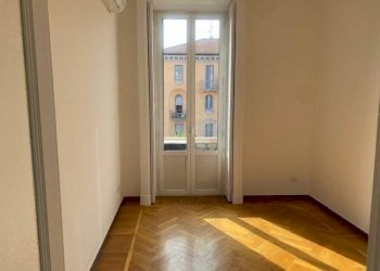 Stanza non arredata - Trilocale via Spartaco, 38, Milano - foto 5