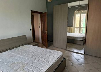 Camera da letto - Two-room apartment Cuneo (neighborhood Donatello) - photo 12