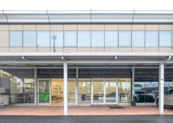 Facciata - Capannone via Orazio Raimondo, Roma - foto 20