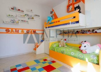 Camera da letto - Trilocale via Romeo Galli, Forlì - foto 10