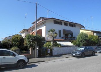 Villa Via Mentana, Comacchio - photo 1
