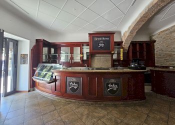 Locale Commerciale PIAZZA BARACCA 34, Genova - foto 11