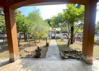 Villa Via Carlo Cattaneo, Arconate - photo 5