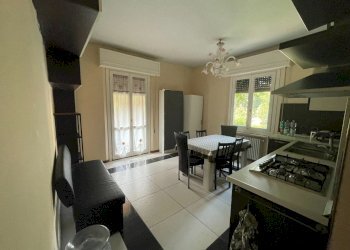 Apartment Reggio nell'Emilia - photo 2