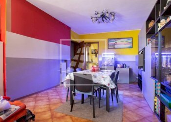 Villa a Schiera Bagnolo in Piano - foto 10