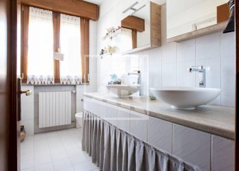 Villa a Schiera Bagnolo in Piano - foto 15