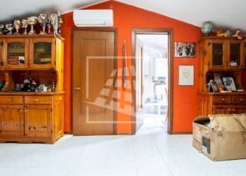 Villa a Schiera Bagnolo in Piano - foto 28