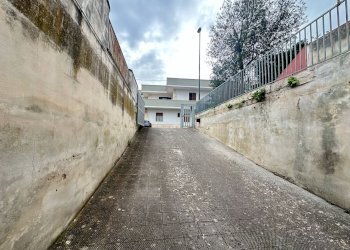 Foto 2 - Cellar / Attic via nicola caputi
 
6, Lecce - photo 2