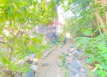 Giardino - Casa indipendente Via Pozzo Rotondo
 
49, Catania - foto 27