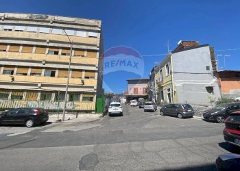 Edificio all\'aperto - Casa indipendente Via Pozzo Rotondo
 
49, Catania - foto 34