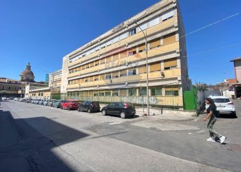 Edificio all\'aperto - Casa indipendente Via Pozzo Rotondo
 
49, Catania - foto 35