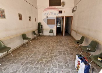 Terrazza - Locale Commerciale Via Vitaliano Brancati
 
18, Gravina di Catania - foto 2