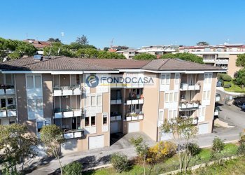 Foto 5 - Trilocale via olimpia
 
7, Desenzano del Garda - foto 5