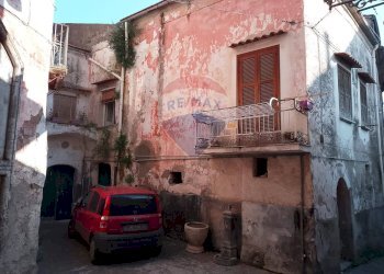 Edificio all\'aperto - Independent house via scansati
 
17, Sessa Aurunca - photo 9