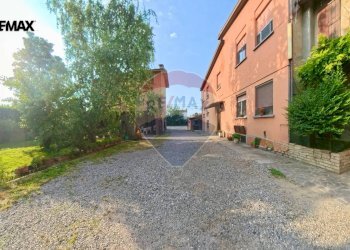 Edificio all\'aperto - Rustico via Nazionale
 
74, Stradella - foto 23