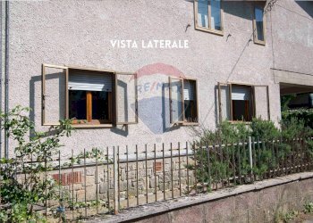 FACCIATA - Appartamento VIA SAN MICHELE
 
3, Roccastrada - foto 4