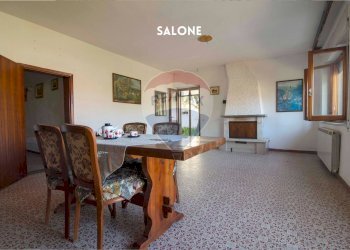 SALONE CON CAMINO - Appartamento VIA SAN MICHELE
 
3, Roccastrada - foto 29