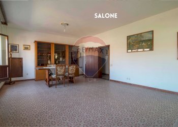 SALONE CON CAMINO - Appartamento VIA SAN MICHELE
 
3, Roccastrada - foto 32