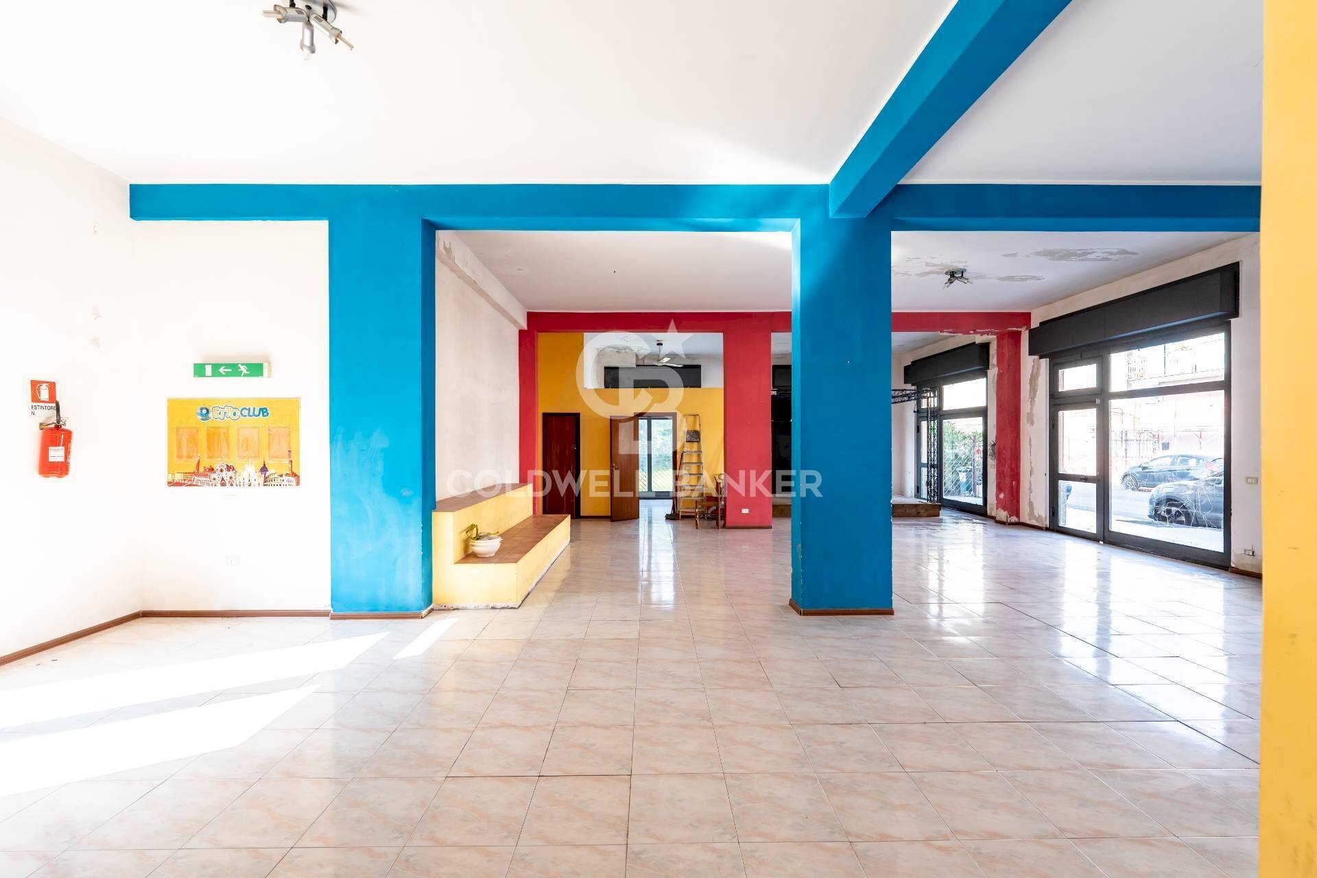 Foto 1 - Negozio via spiaggia
 
111, Mascali - foto 1