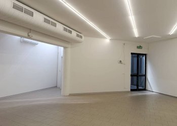 Interno non residenziale - Negozio via Giuseppe Di Vittorio, Castel Maggiore - foto 7