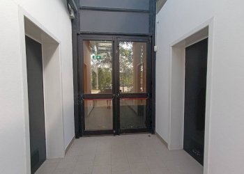 Cortile interno - Negozio via Giuseppe Di Vittorio, Castel Maggiore - foto 15