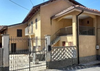 Rustico via Roma, 7, Antignano - foto 1