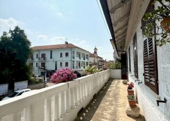 Balcone - Appartamento via Fratelli Vercelli, 39, Carmagnola - foto 14