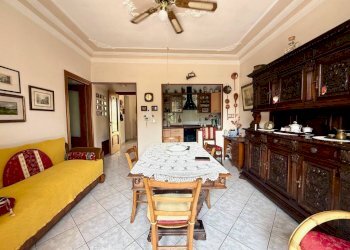 Salone - Appartamento via Fratelli Vercelli, 39, Carmagnola - foto 12