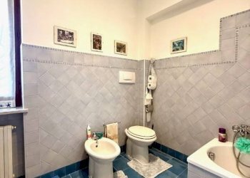 Bagno - Appartamento via Fratelli Vercelli, 39, Carmagnola - foto 24