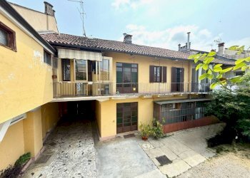 Cortile interno - Appartamento via Fratelli Vercelli, 39, Carmagnola - foto 28
