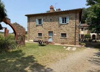 Facciata - Rustico strada Vicinale Fossaccio, Monte San Savino - foto 12