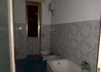 Bagno - Bilocale viale Etruria, Civitavecchia - foto 14