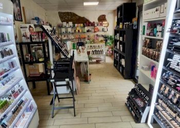 Interno non residenziale - Attività Commerciale via Bettoia, 50, Caluso - foto 4