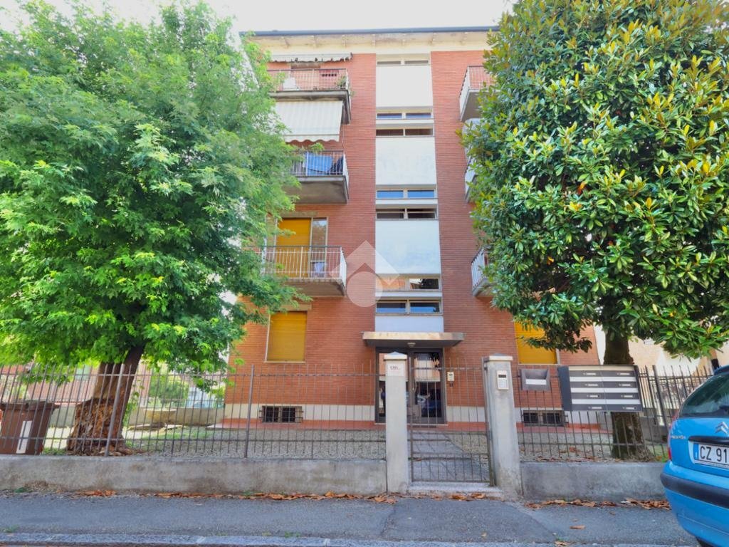 Three-room apartment Via Aleardo Aleardi, Reggio nell'Emilia - photo 2