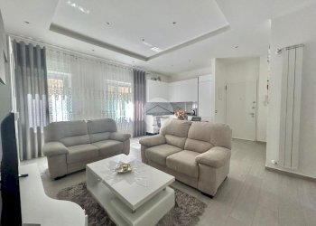 Appartamento Via Pippo Garibaldi, Savona (zona Villapiana) - foto 5
