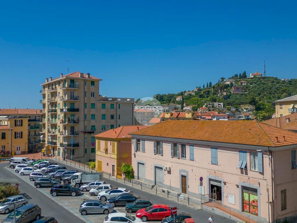 Negozio Piazza Mameli, Imperia - foto 2