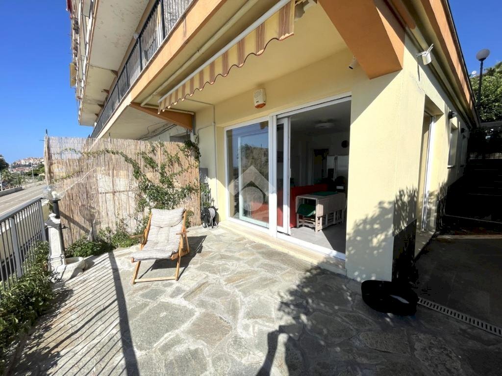 Two-room apartment Viale Giacomo Matteotti, Imperia - photo 2