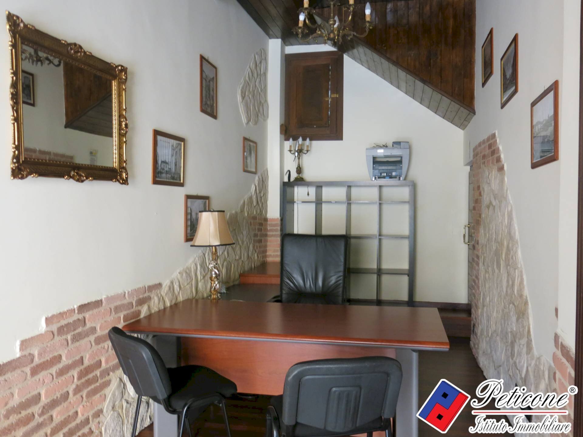 Foto 3 - Commercial Premises Via oberdan, Fondi - photo 3